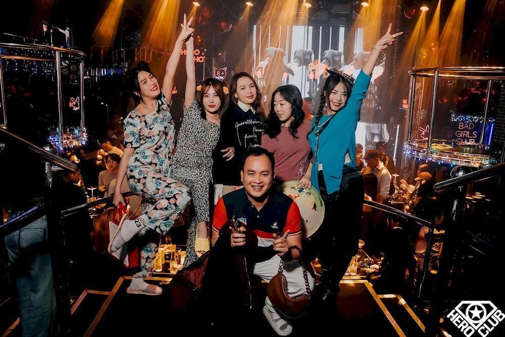 A lively night out at HERO Club with great energy and fun vibes (Source: HERO Club)